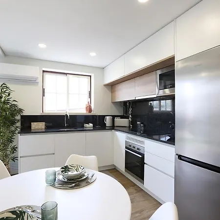 Apartment T0- Sea View By Nazpina Nazare