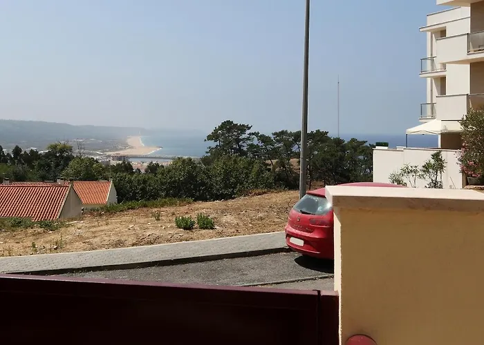 T0- Sea View By Nazpina